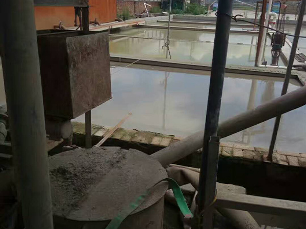 高濃度泥漿水治理現(xiàn)場